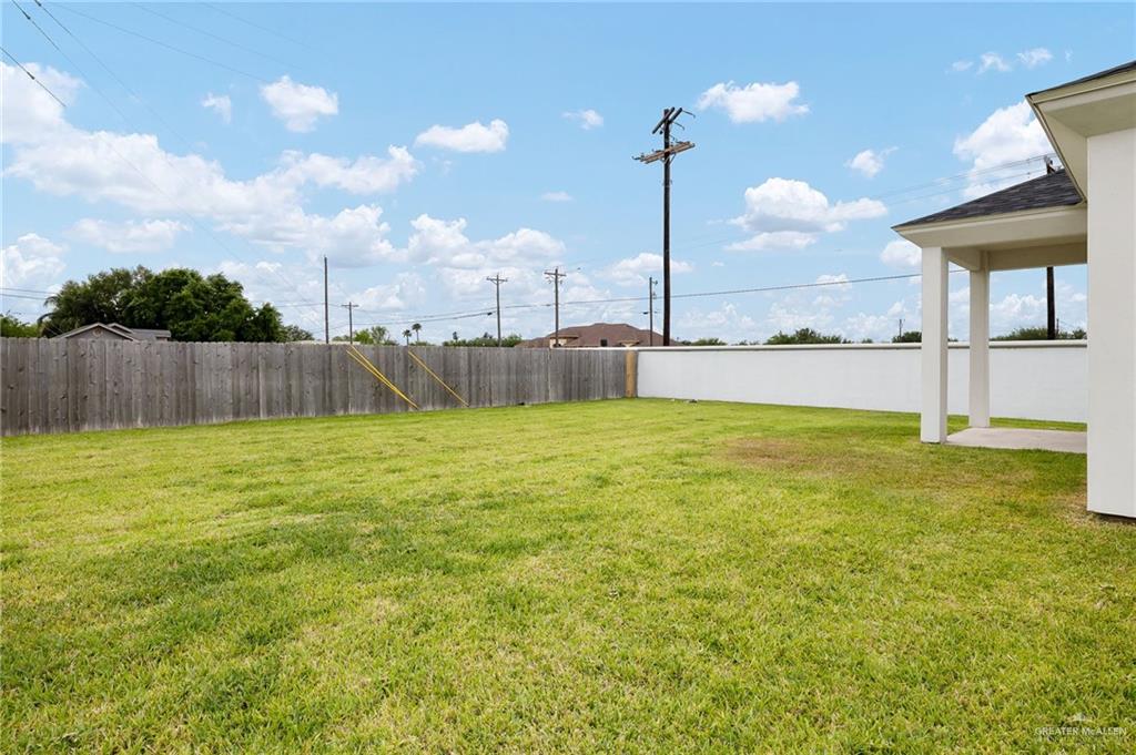Photo 18 of 2408 Cardinal Drive