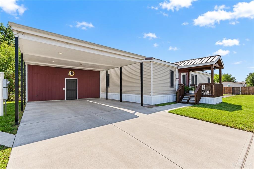 Single Family home at 804 Red Bud Drive, Alamo, Texas