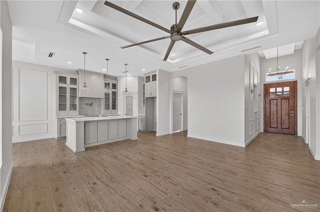 Photo 5 of 1506 Abigail Street