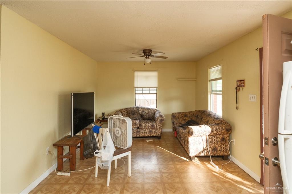 Photo 4 of 2033 Johnson Street