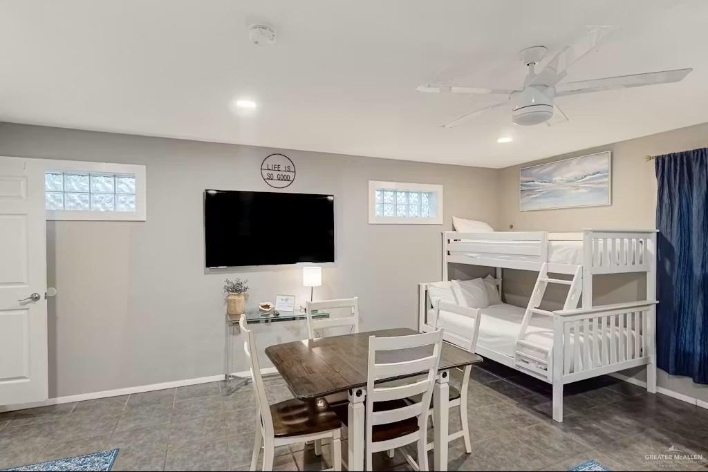 Photo 18 of 126 Mars Lane #B
