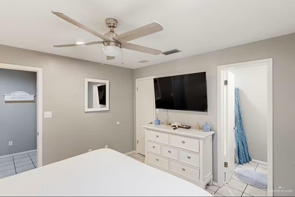 Photo 21 of 126 Mars Lane #B