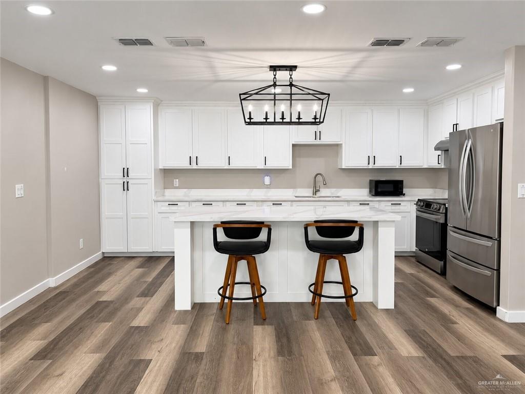 Photo 6 of 2016 Harvey Street