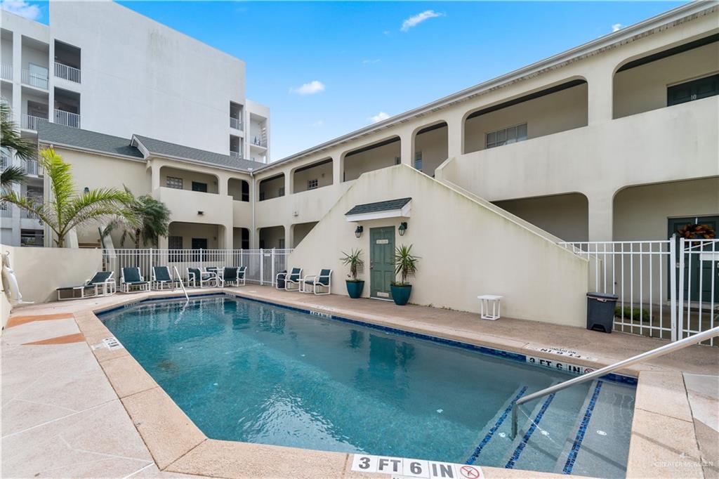 Photo 6 of 129 Lantana Street #3