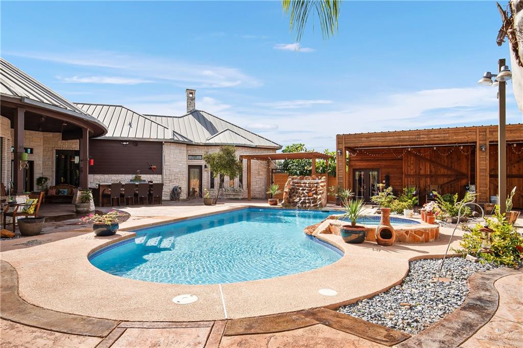 Photo 24 of 2628 Chapin Road
