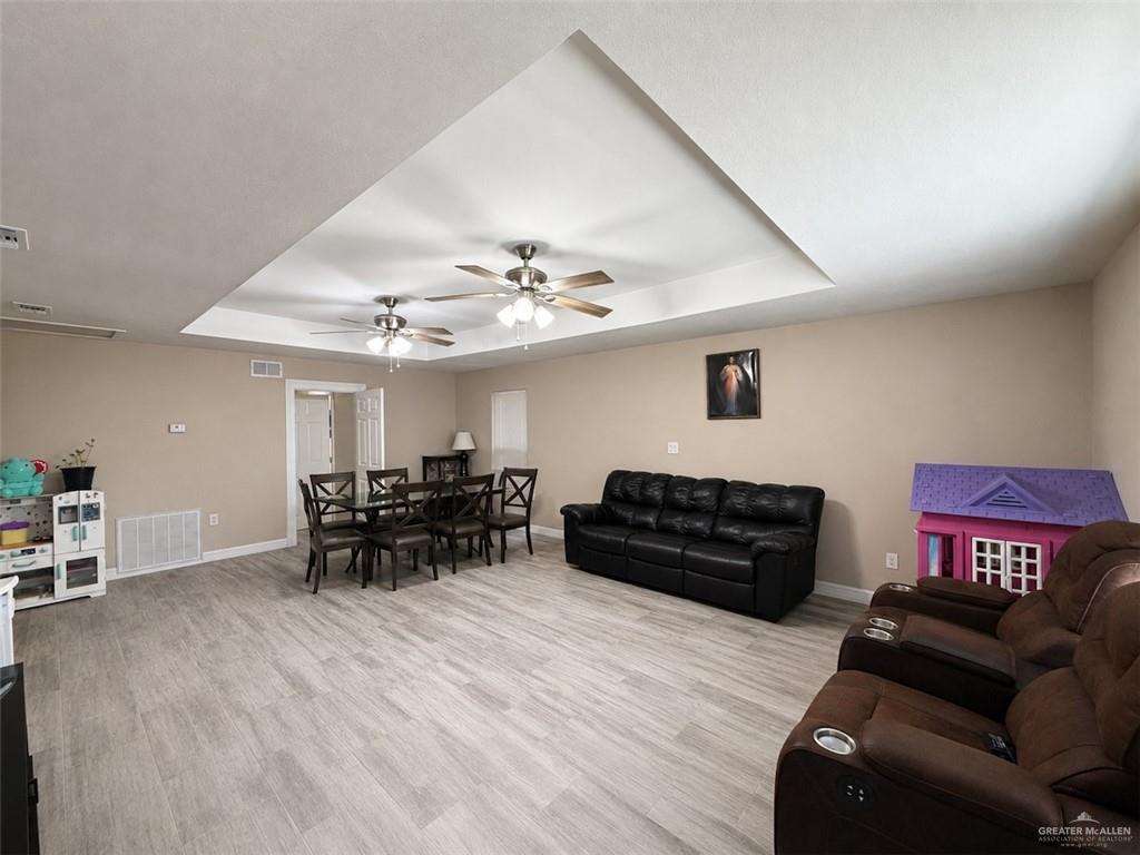 Photo 3 of 3204 Neptune Street