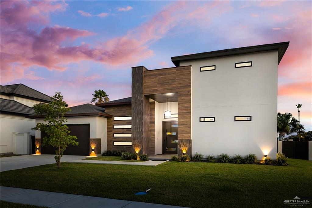 Photo 3 of 3421 Vendome Drive