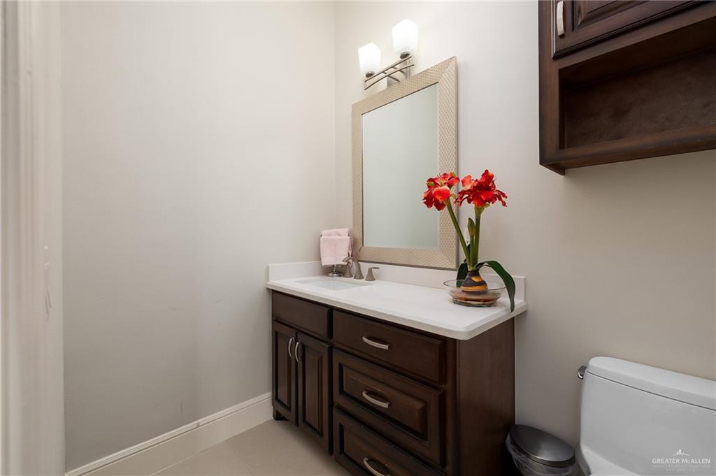 Photo 17 of 3003 Las Colinas Lane