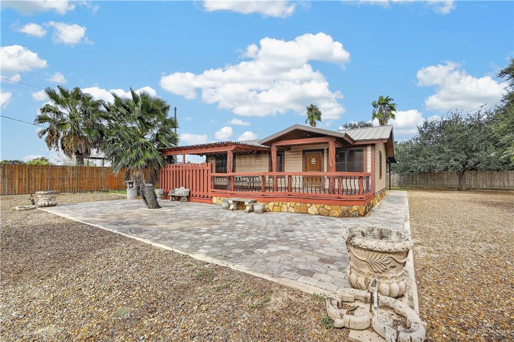 Photo 2 of 8047 Bentsen Palm Drive