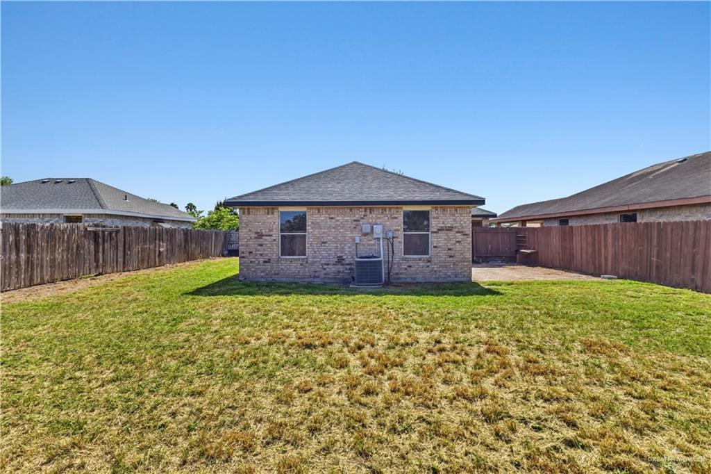 Photo 15 of 806 Falcon Avenue