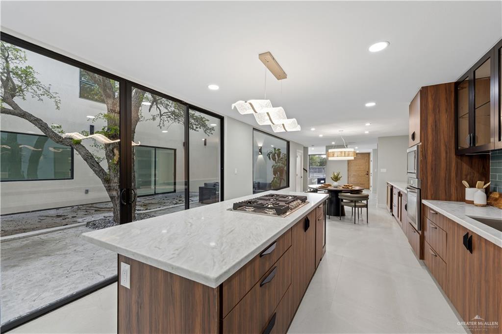 Photo 9 of 1420 7th Avenue