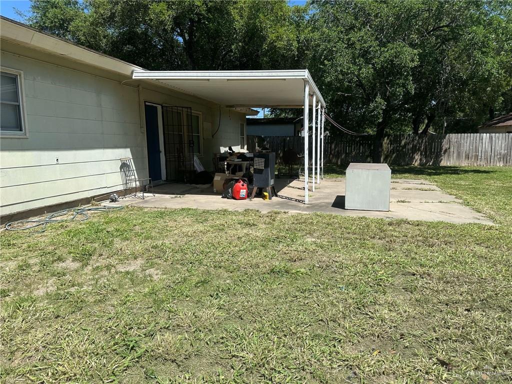 Photo 8 of 805 Bennett Street