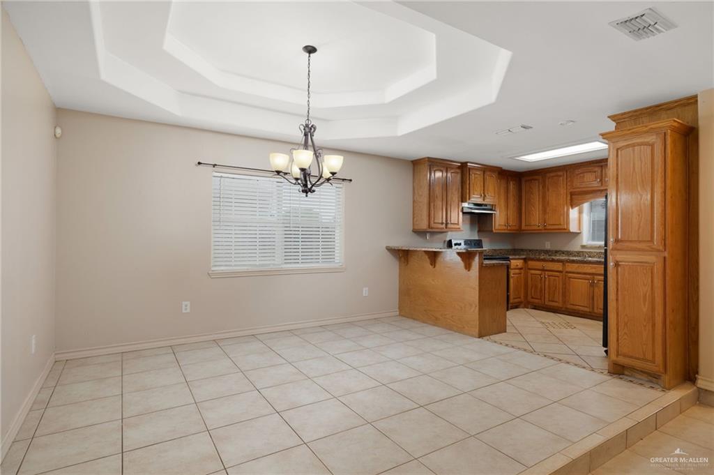 Photo 5 of 192 Laureles Drive