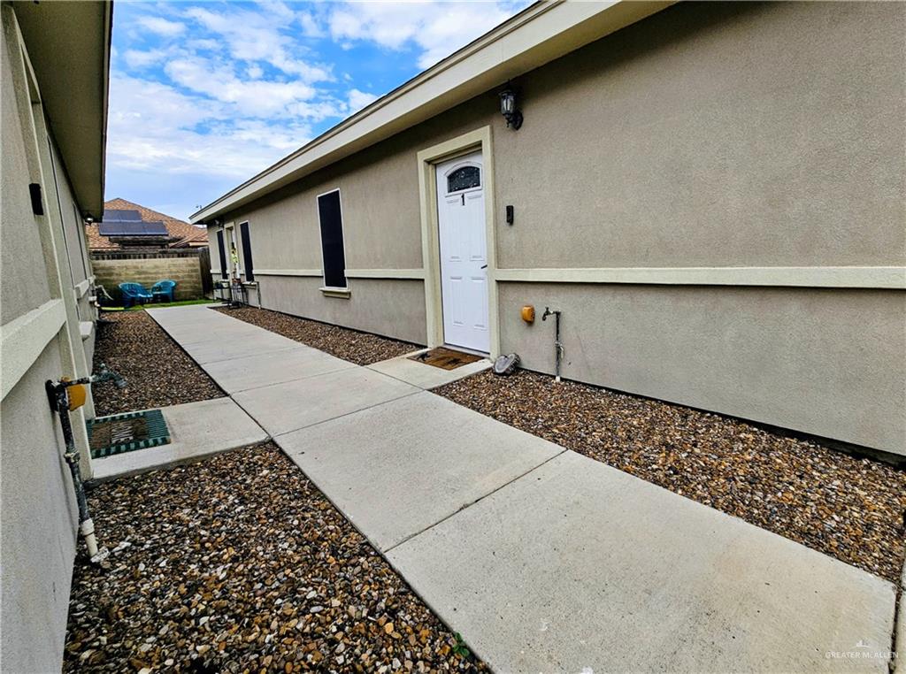 Photo 5 of 3605 Tinsley Avenue