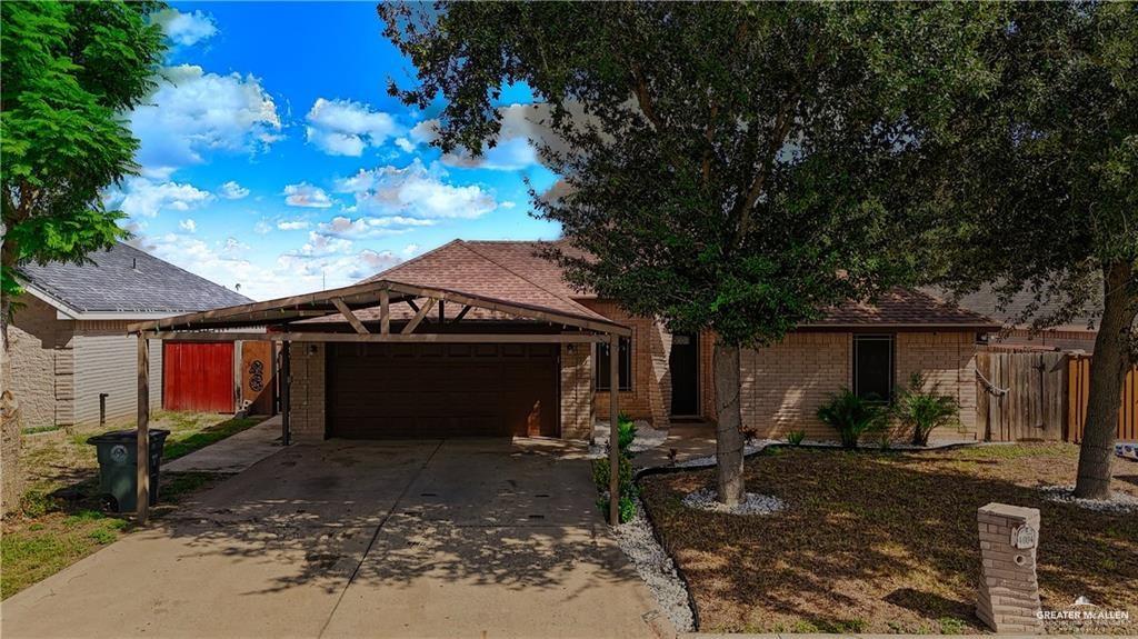 Single Family home at 4004 White Oak Drive, Mission, Texas