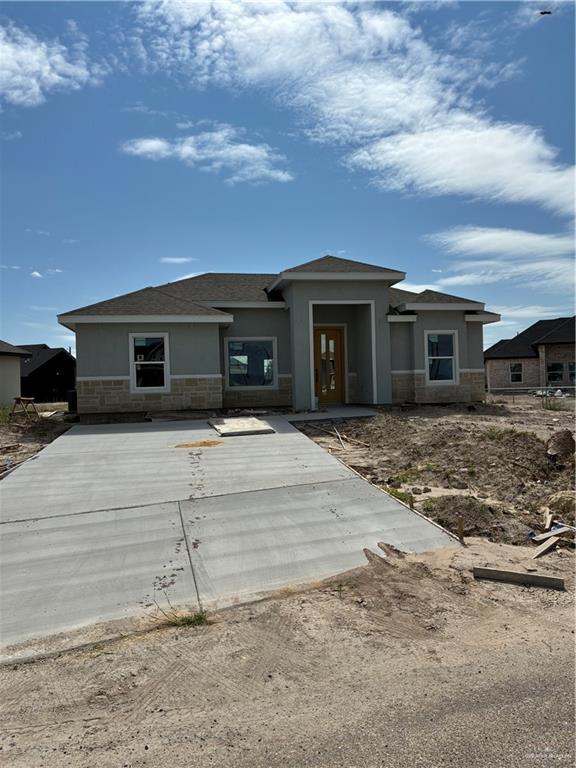 Single Family home at 2956 Rio Red Circle Road, Edinburg, Texas