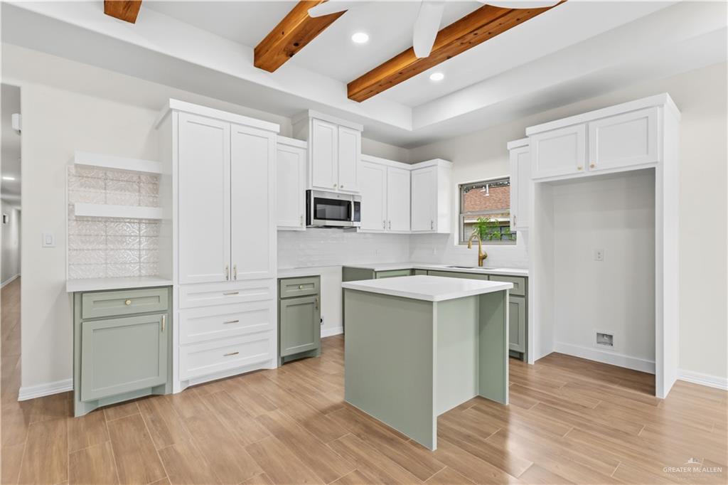 Photo 3 of 215 Bell Avenue