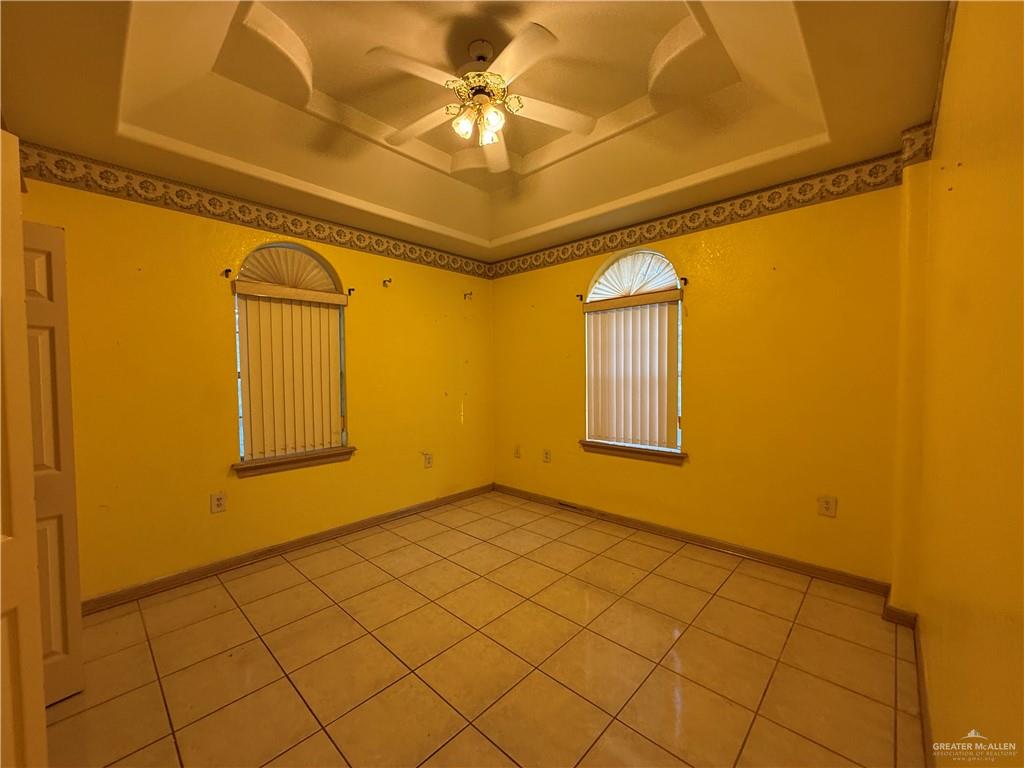 Photo 10 of 2100 Flor Lane