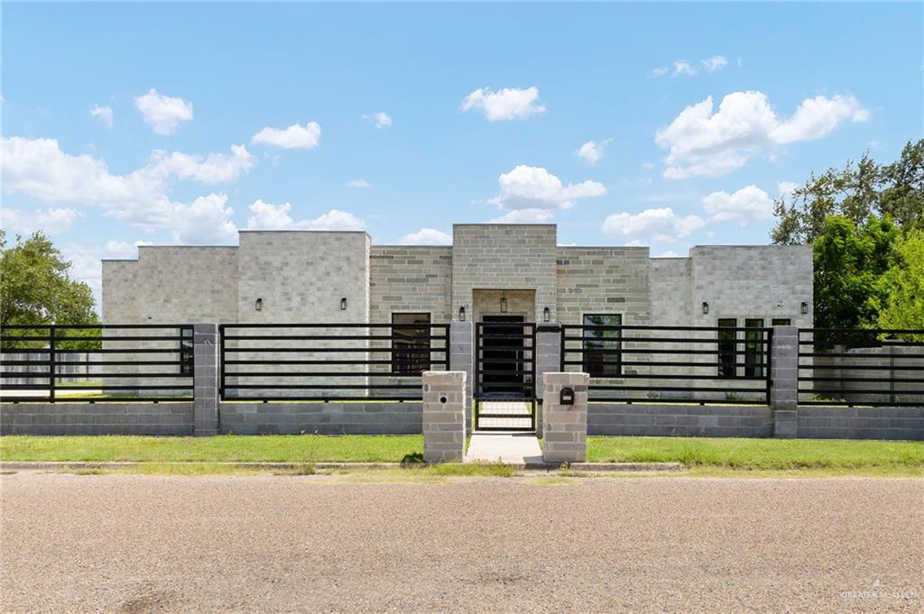 Single Family home at 1435 Pinto Drive, Alamo, Texas