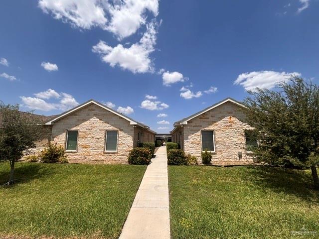 Multi-family home at 3913 Hawthorne Avenue, Edinburg, Texas