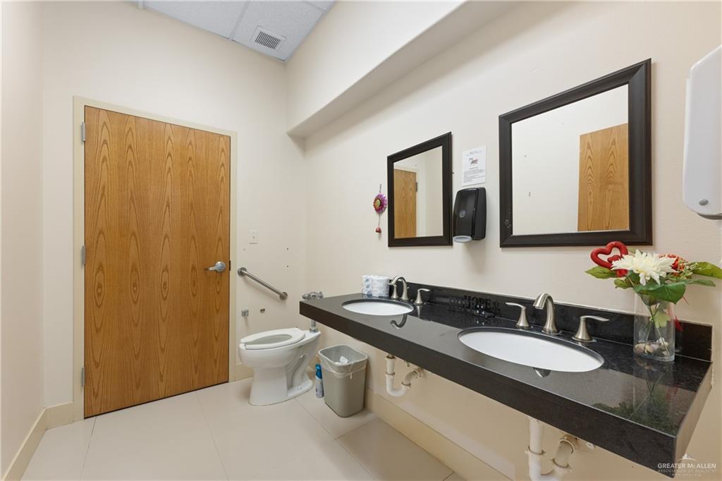 Photo 4 of 702 Expressway 83 Highway #A6