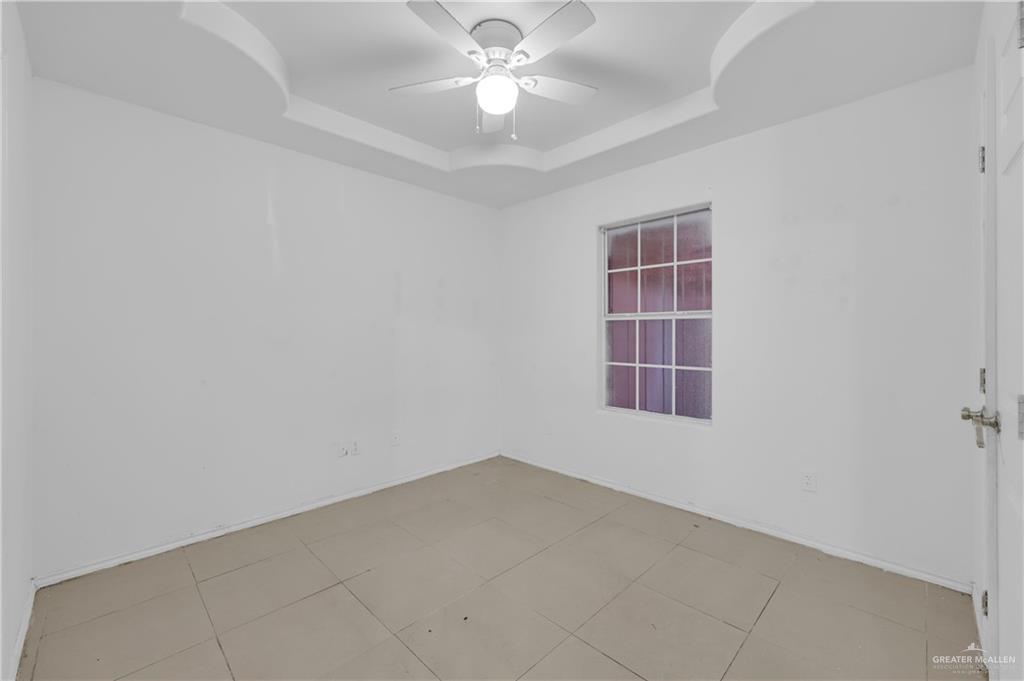 Photo 8 of 504 Rosa Priego Street