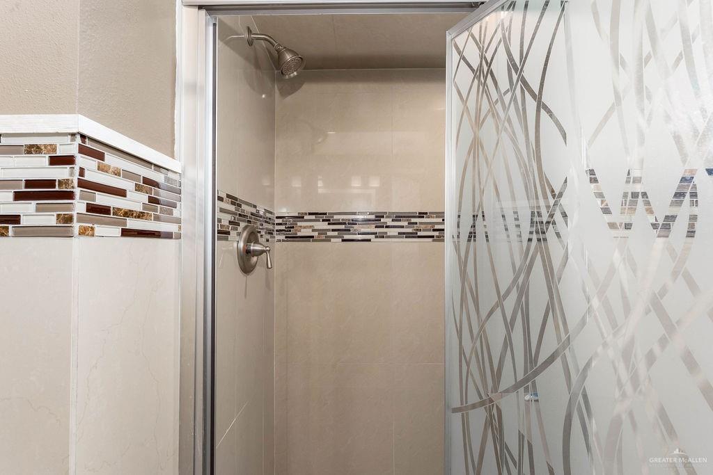 Photo 14 of 226 Sunset Drive