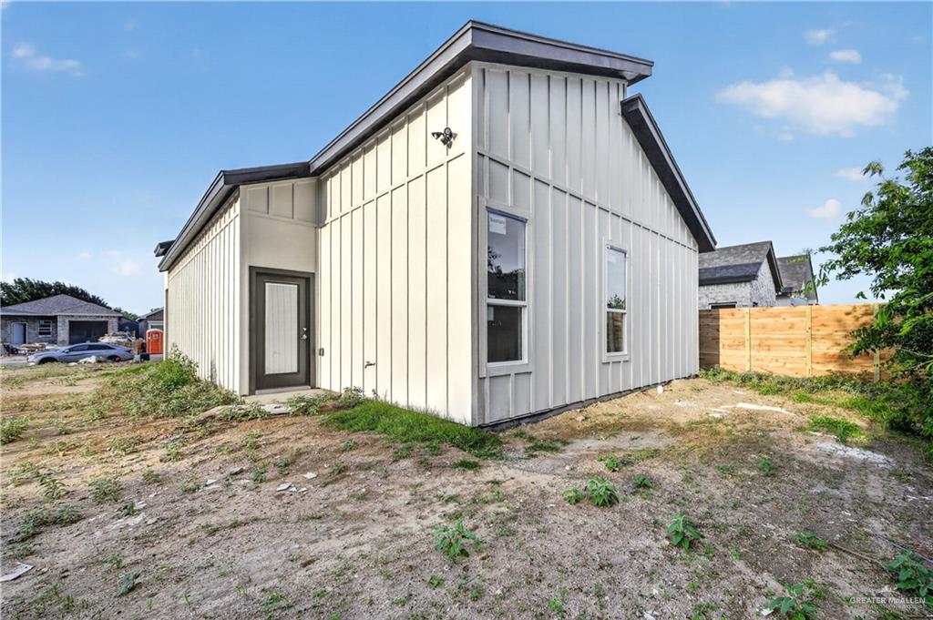 Photo 16 of 707 25th Street