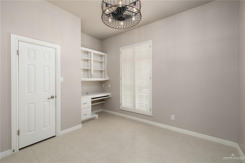 Photo 18 of 1300 Northgate Lane