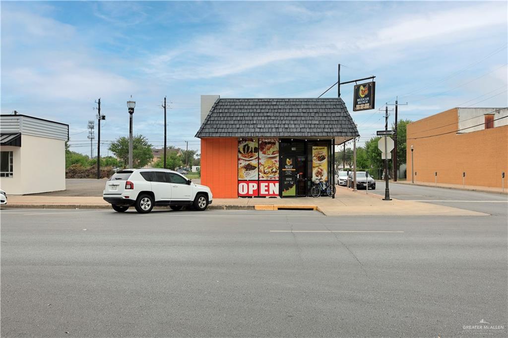 Photo 8 of 700 Main Street