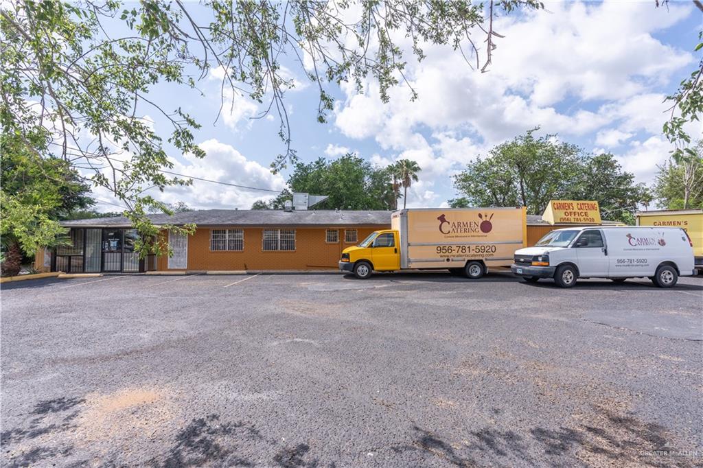 Commercial home at 901 Cage Boulevard, Pharr, Texas