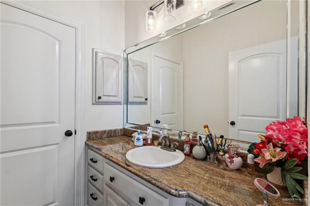 Photo 20 of 629 Sabal Avenue