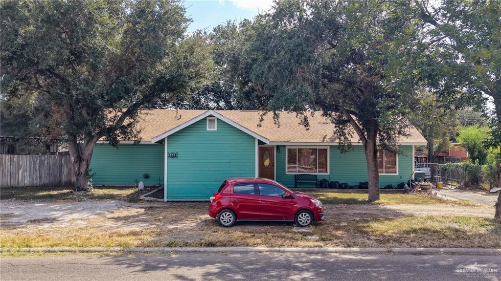 Single Family home at 212 11th Street, San Juan, Texas