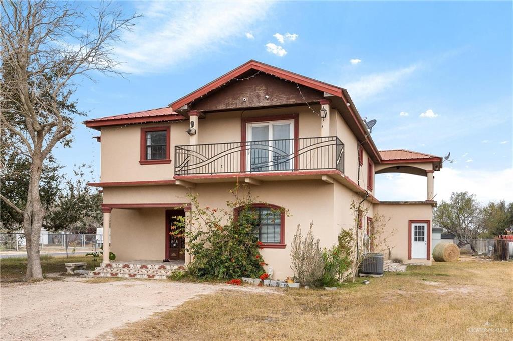 Single Family home at 1324 San Vicente Norte, Weslaco, Texas