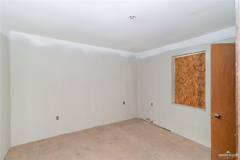 Photo 6 of 7908 Hackberry Street