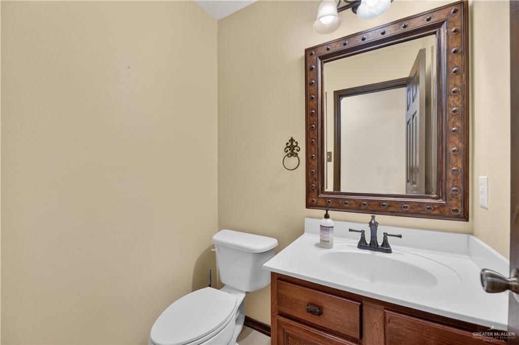 Photo 23 of 606 Barton Drive