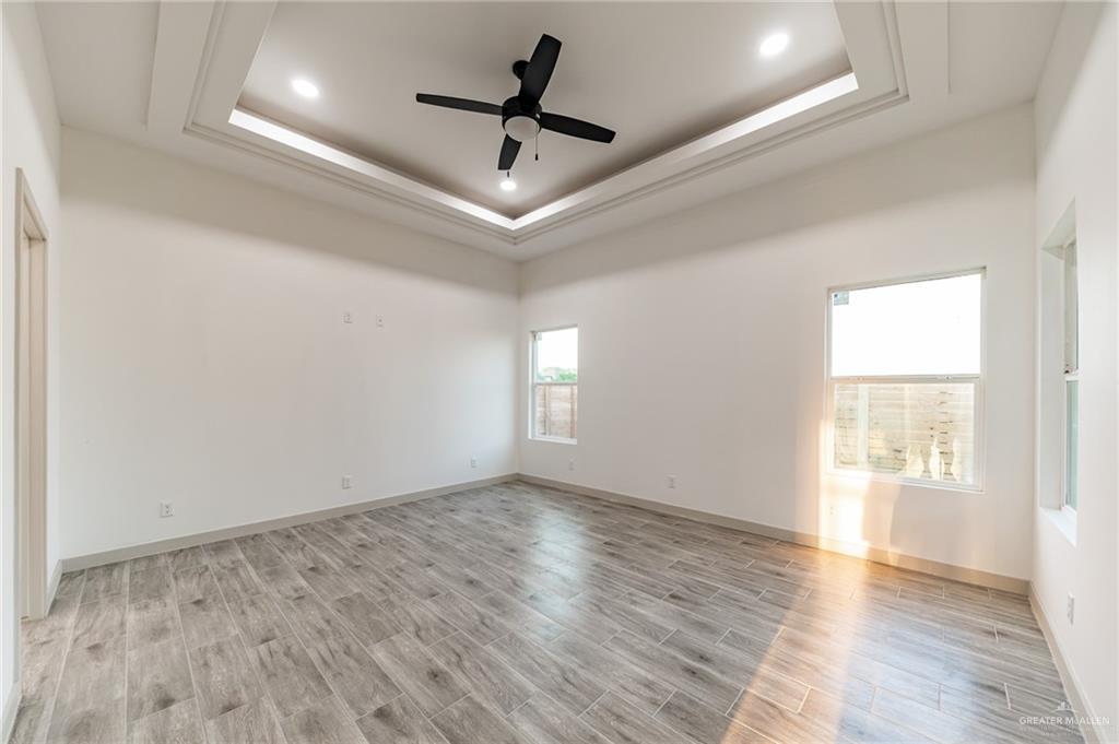 Photo 9 of 2316 Thornton Avenue