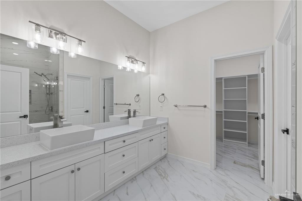 Photo 11 of 2708 Burberry Drive