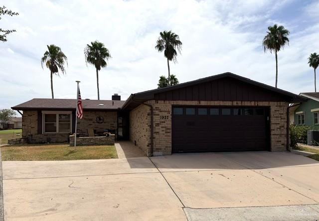 Single Family home at 1937 Indiana Circle, Harlingen, Texas