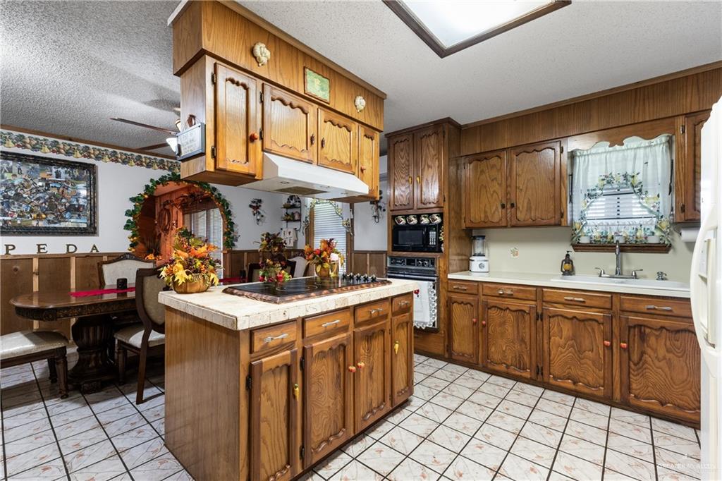 Photo 6 of 23124 FM 345