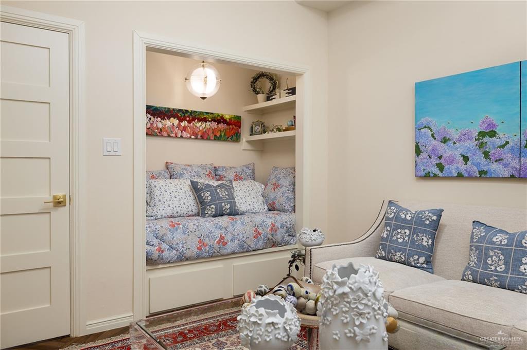 Photo 12 of 605 Avocet Avenue