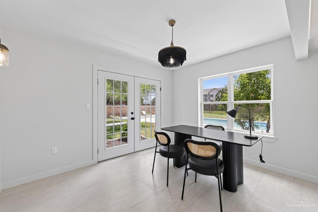 Photo 8 of 1624 Dulcinea Avenue