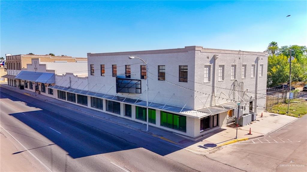 Commercial home at 300 Main Street, Rio Grande City, Texas