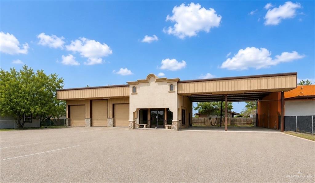 Commercial home at 317 Dicker Drive, Pharr, Texas