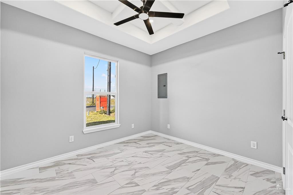 Photo 11 of 331 Barcelona Drive