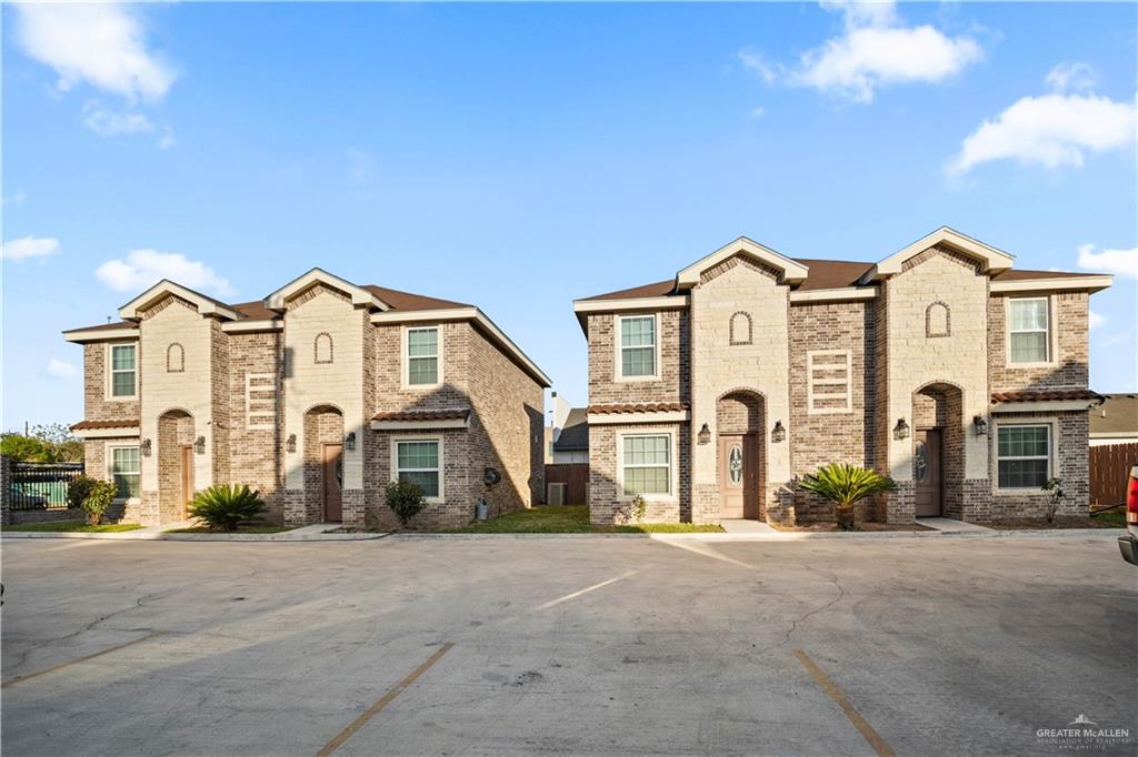 Multi-family home at 1030 Jesse Street, Weslaco, Texas