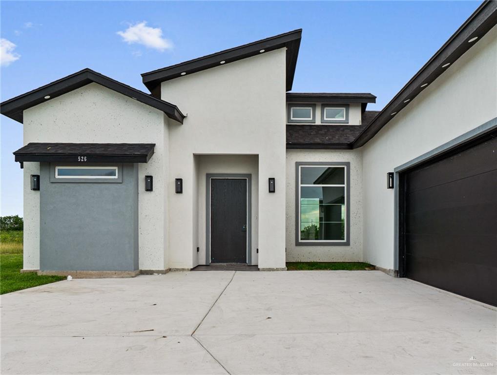 Single Family home at 526 Oriole Drive, Los Fresnos, Texas