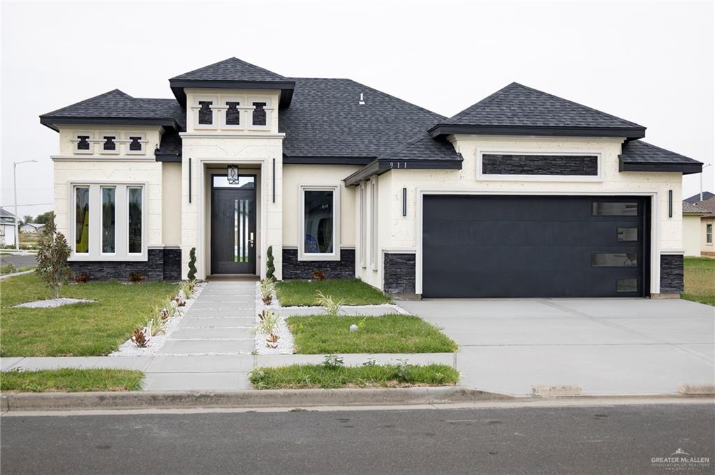 Single Family home at 911 39th Street, San Juan, Texas