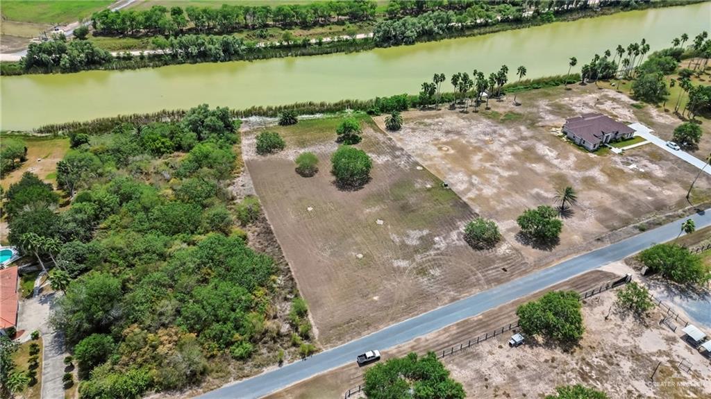 Land home at 39532 Palm Drive Bayview, Los Fresnos, Texas