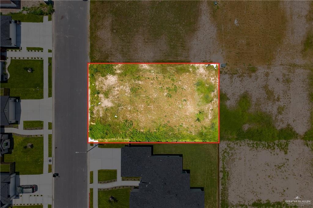 Photo 2 of 2814 Dhalia Drive